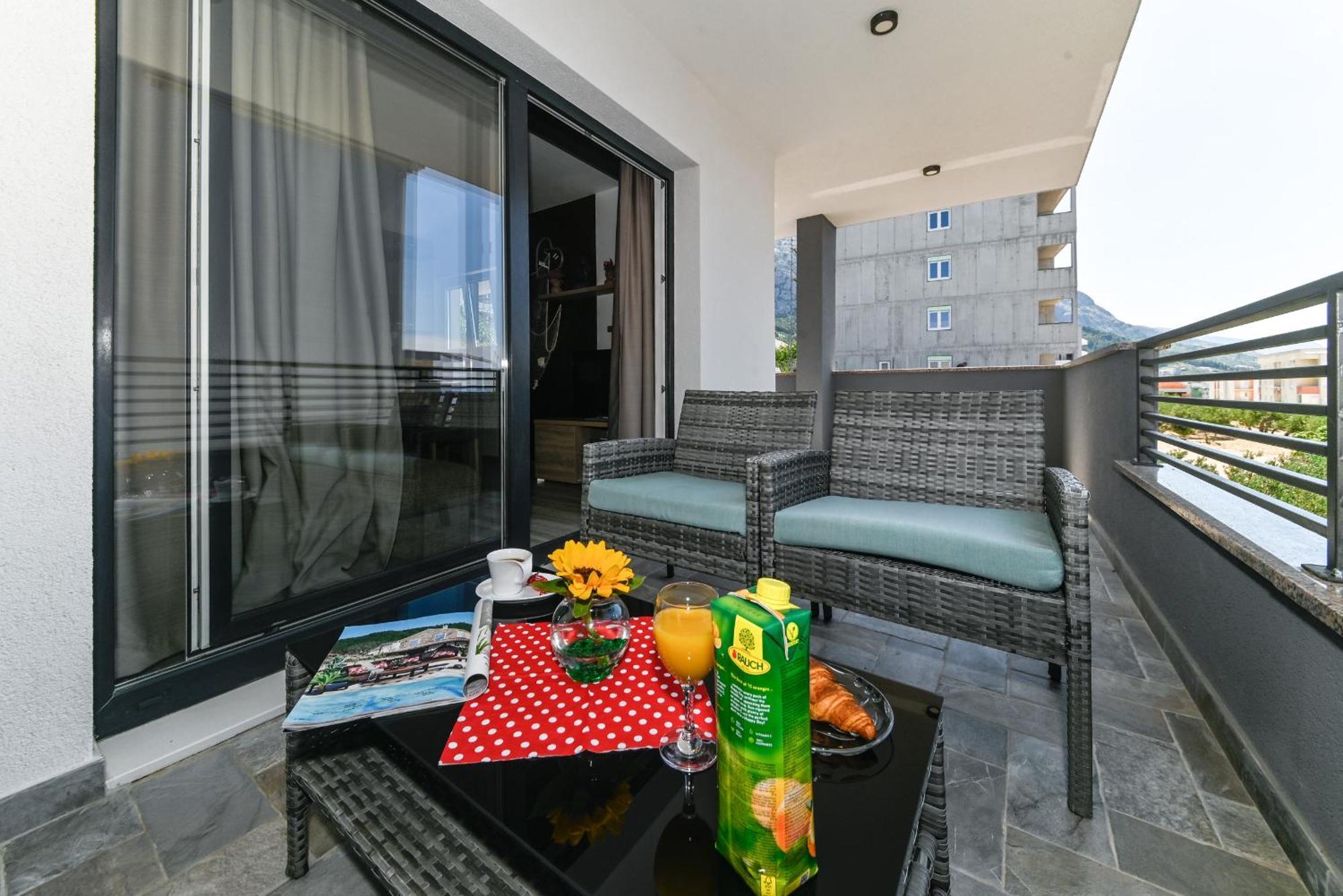 Holiday Home Ivan Makarska Exterior foto